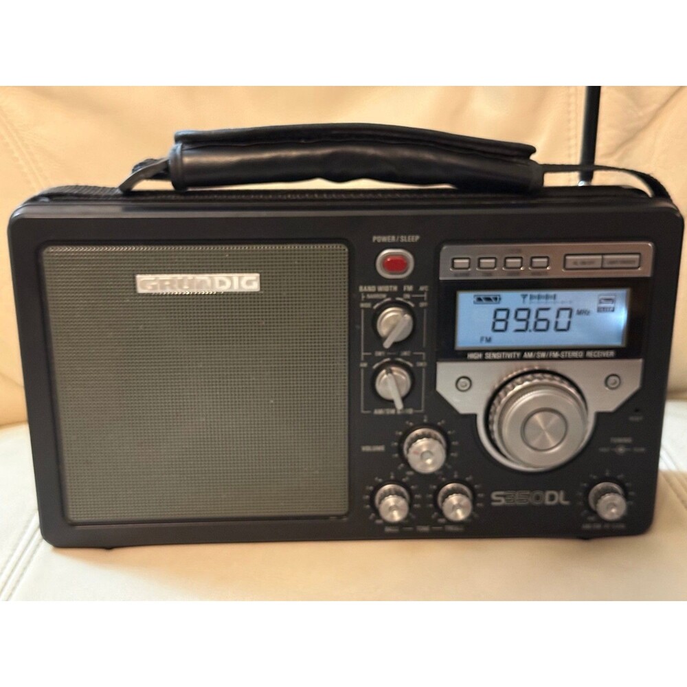 Grundig S350DL World Band Shortwave Radio AM FM SW Emergency Tested Working